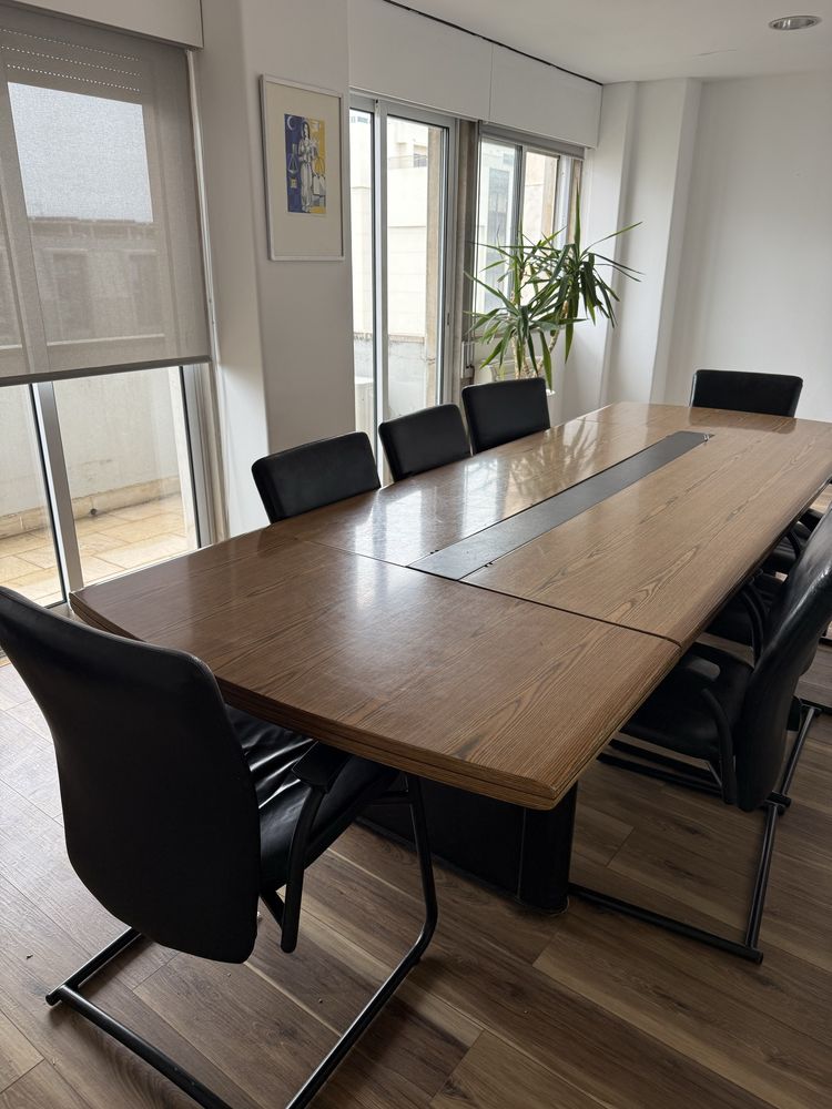 Mesa de sala de reuniões