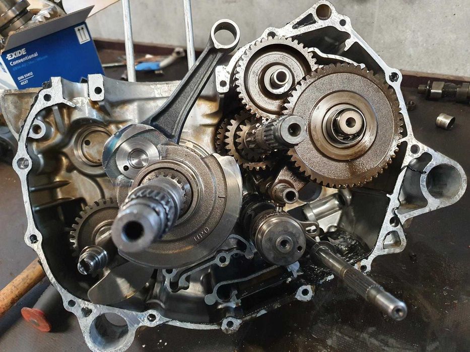 Piasta Honda TRX 300 Silnik honda 350 wahacz dyfer Cylinder Wał stator