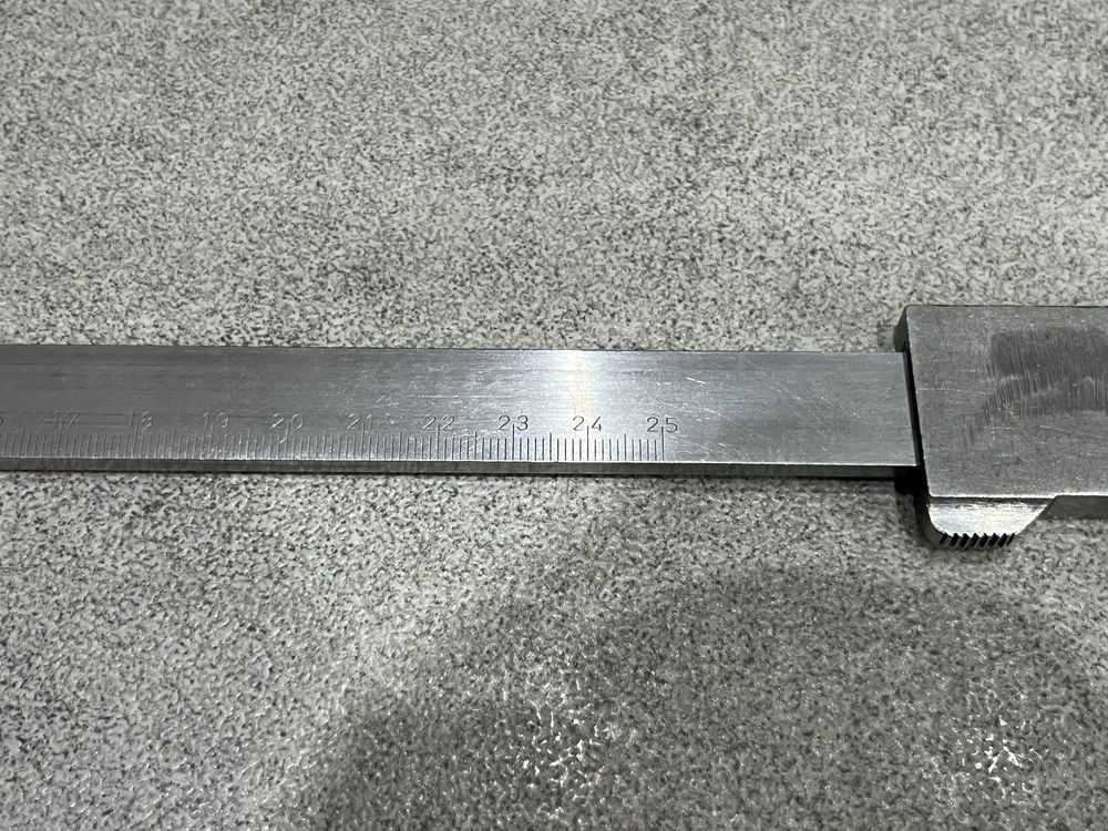 Suwmiarka Helios Germany 250 mm stal hartowana szczęki 80 mm
