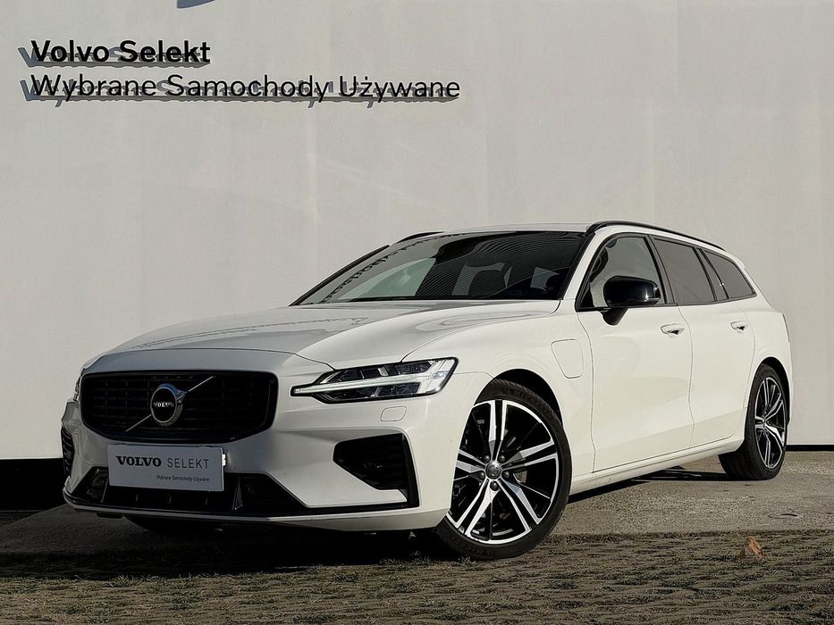 Volvo V60 V60 T6 R-Design, Pilot Assist II, Harman/Kardon, Kamera cofania, LED,