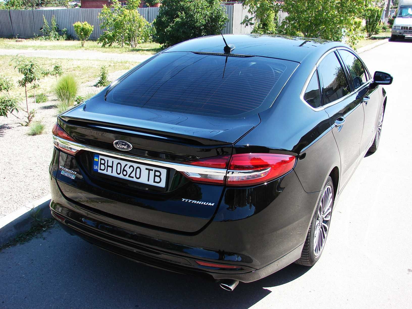 Ford Fusion TITANIUM 2.0 Hybrid Plug-IN 2017 г.в.