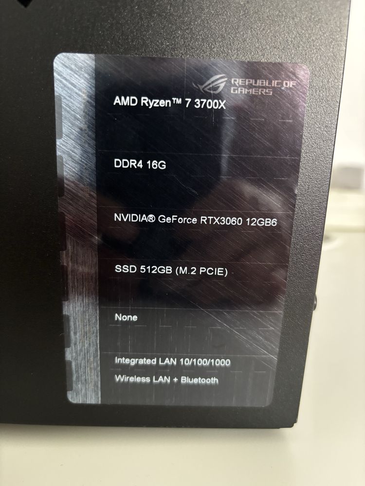 Asus ROG Gaming PC - Perifericos Incluidos