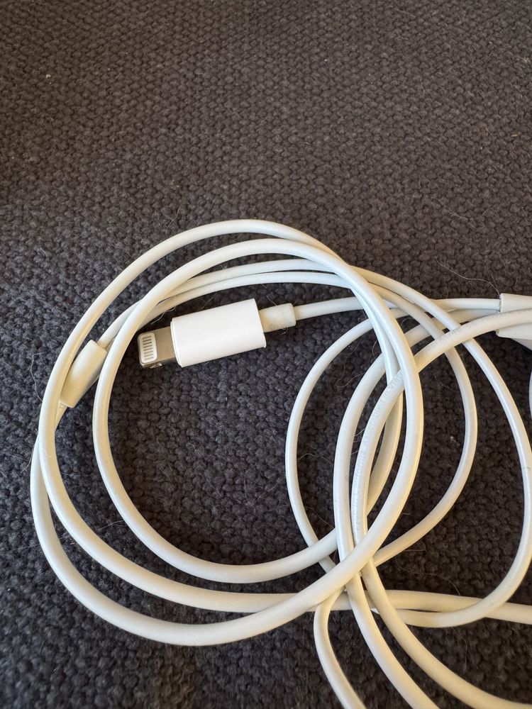 Оригінальні провідні навушники lightning apple