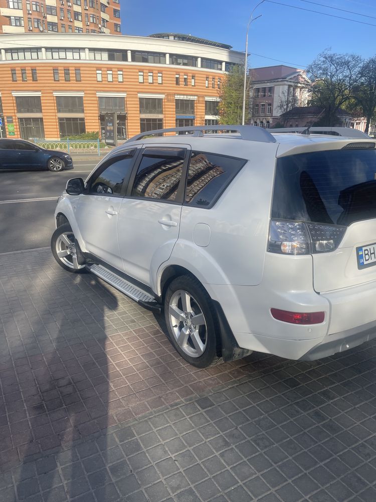 Outlander 3.0л г/б 2008