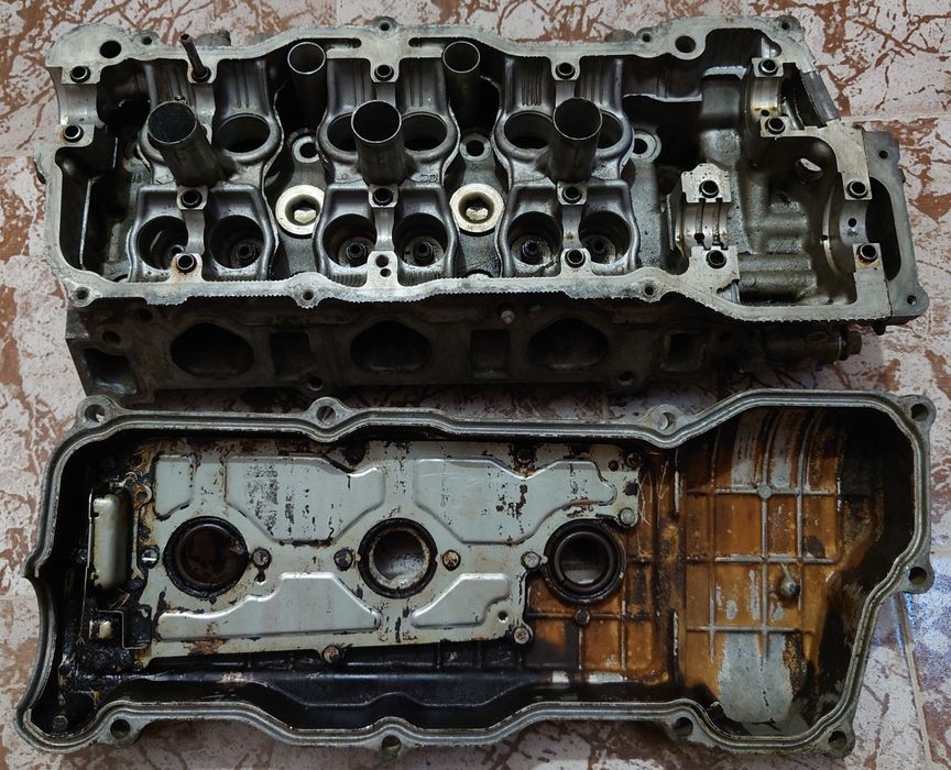 ГБЦ Lexus RX300 (1) права (задня)