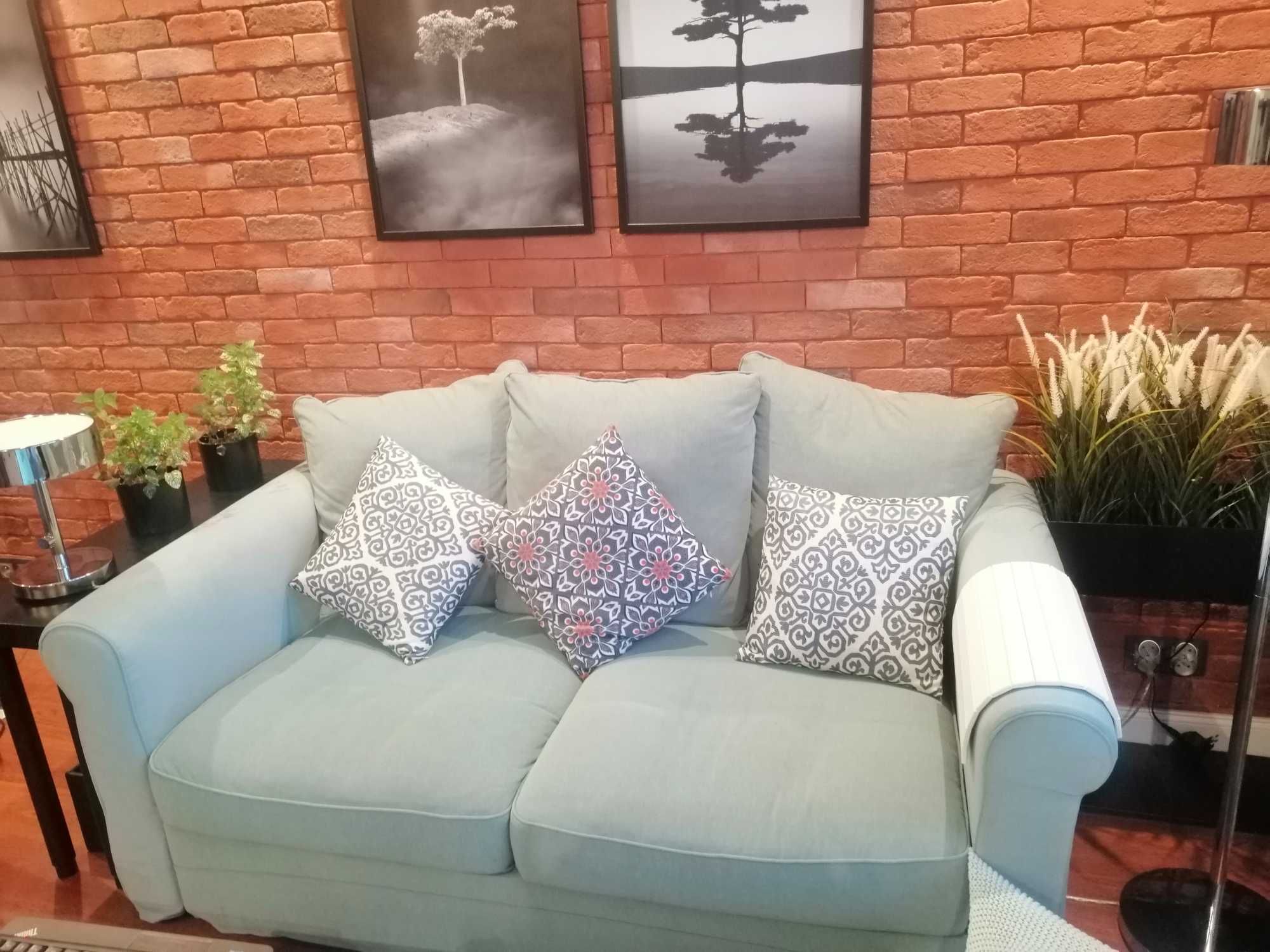 Sofa z Ikea w pięknym miętowym kolorze
