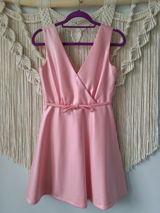 Sukienka Boohoo 36 S elegancka okazjonalna wesele chrzciny koktailowa