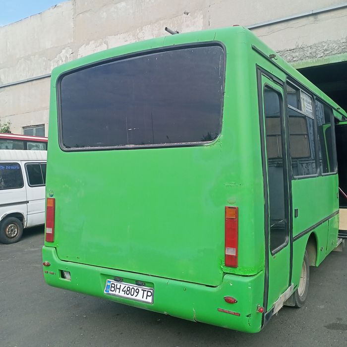 Продам автобус с двигателем и коробкой от Фольксваген лт35 на ходу