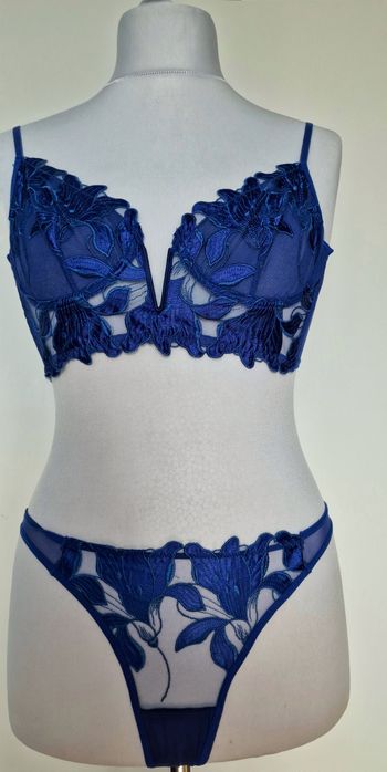 Cena sklepowa - 199 zl. Zmysłowy komplet bielizny Lushy Intimates.