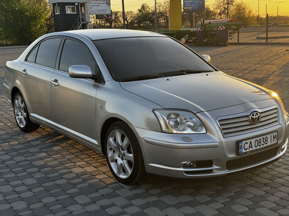 Продам Toyota Avensis