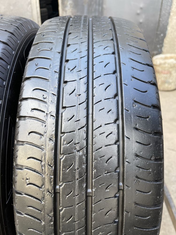 Шины 205/65/16C GoodYear EfficientGrip 2шт лето 2020год