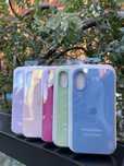 Silikonowe Etui Iphone 16 Plus w roznych kolorach