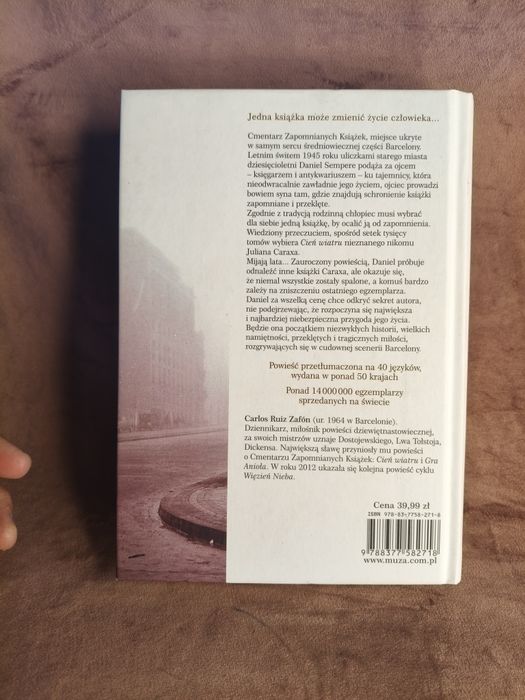 Książka cień wiatru 7