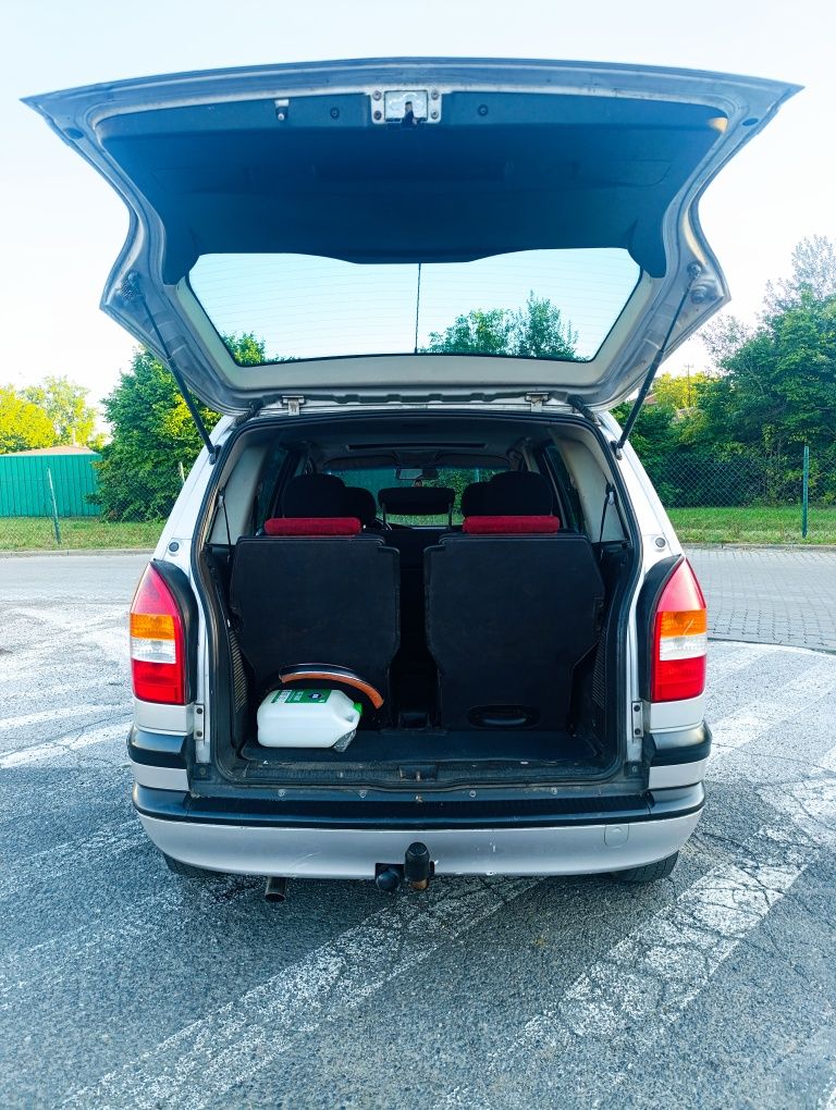 Opel Zafira 2.0D // 2004 // Zadbana // 7- Osób // Klima // Zamiana //