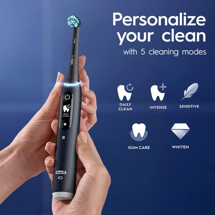 Німецька електрична зубна щітка Oral-B IO 6 модель