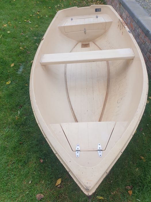 Łódka wędkarska dwupłaszczowa