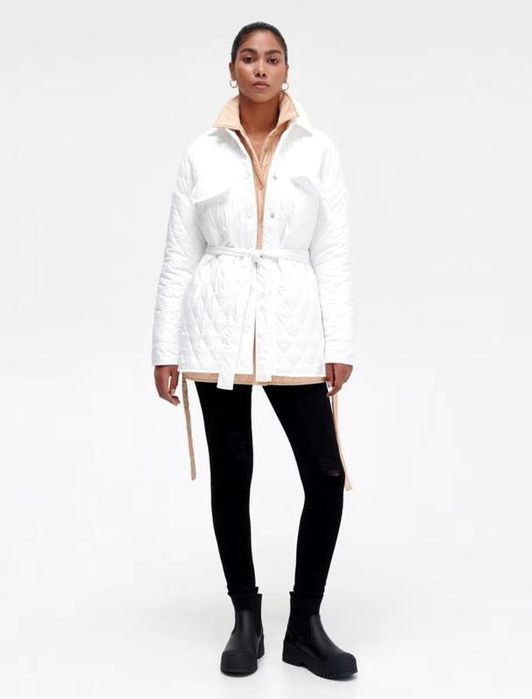 Стьобана куртка з поясом