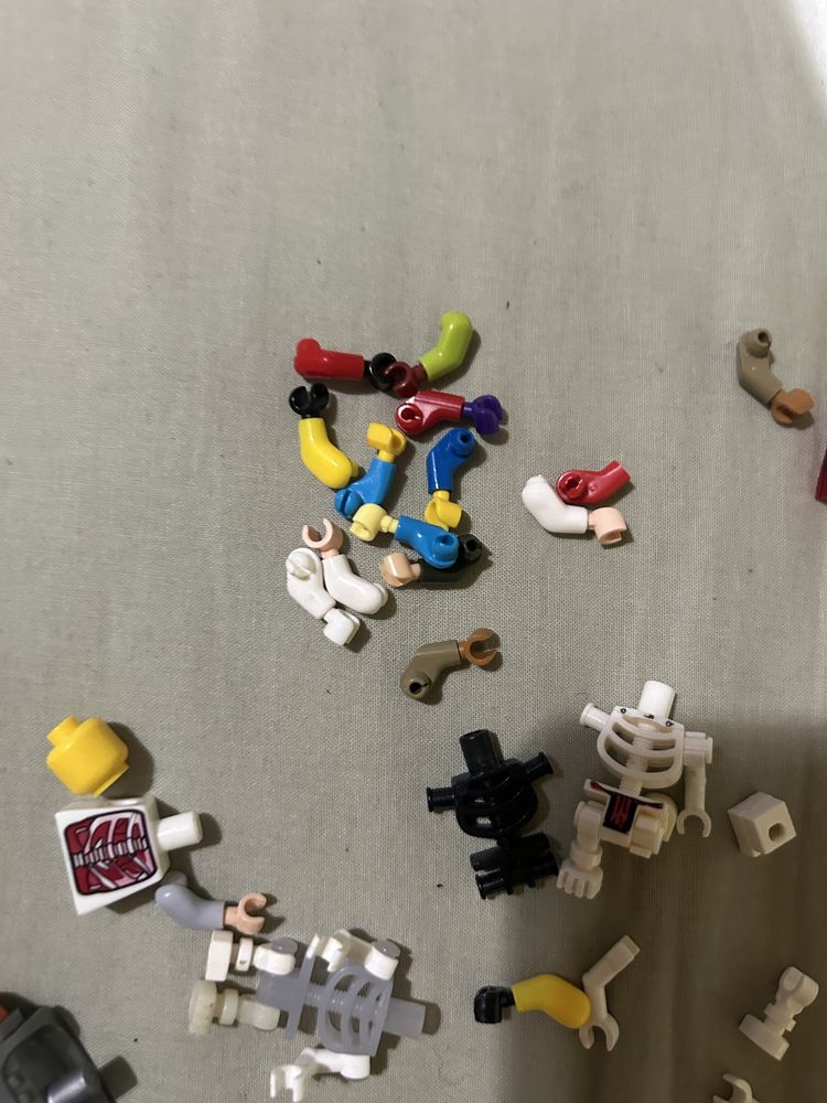 Деталі Lego людей Китай!!!