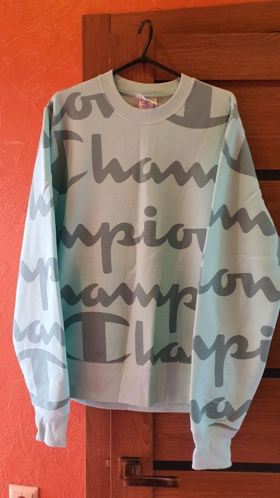 Продам кофту Champion