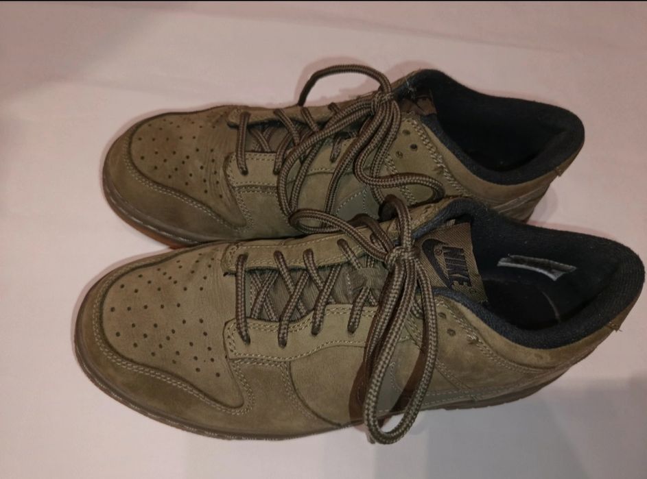 Nike adidasy  skóra zielone  oliwkowe khaki  roz EUR 40, UK 6