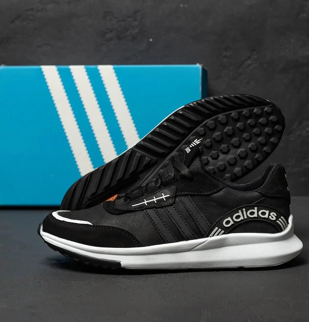ТОП. Кроссовки черные на белой подошве мужские Adidas натуральная кожа