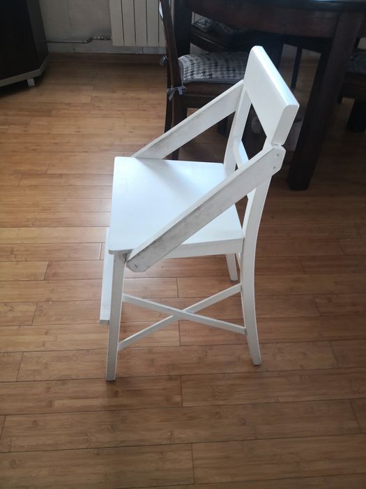 Krzesełko dla dziecka