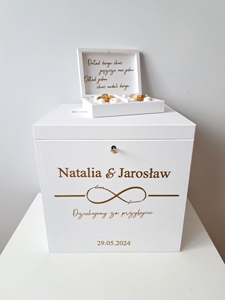 Duże personalizowane pudełko na koperty obrączki złote napisy wesele