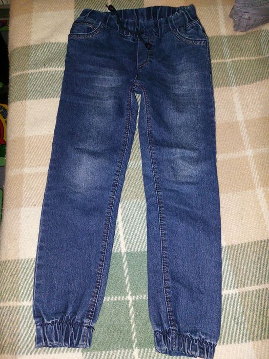 Джинси на хлопчика 122см