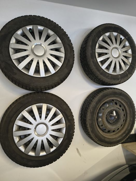 Koła felgi 4x100  14x5J/ET45  plus opony zimowe Dębica 165/70R14