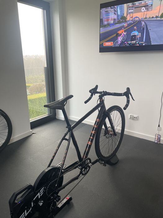 Gravel NS bike Rag +2 28’’ + interaktywny trenażer Elite Suito-T