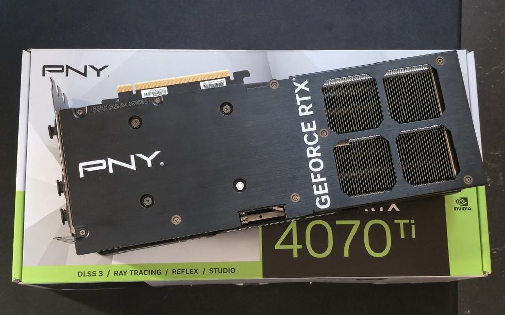 PNY GeForce RTX 4070 Ti VERTO Triple Fan Edition 12GB GDDR6X