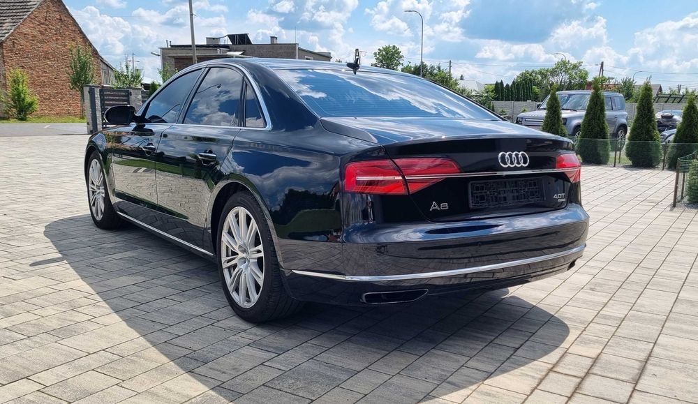 Audi A8 V8 4.0TFSI / Full