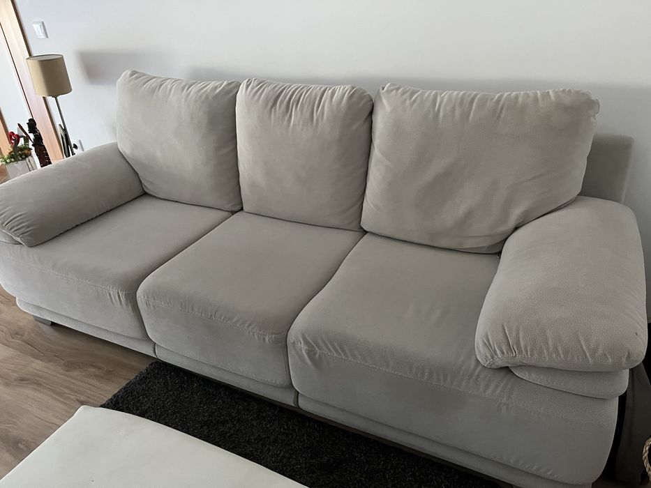 Sofa de tres lugares