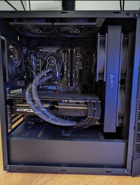 Ryzen 5600x +b450 gaming plus max+2x8gb 4400mhz