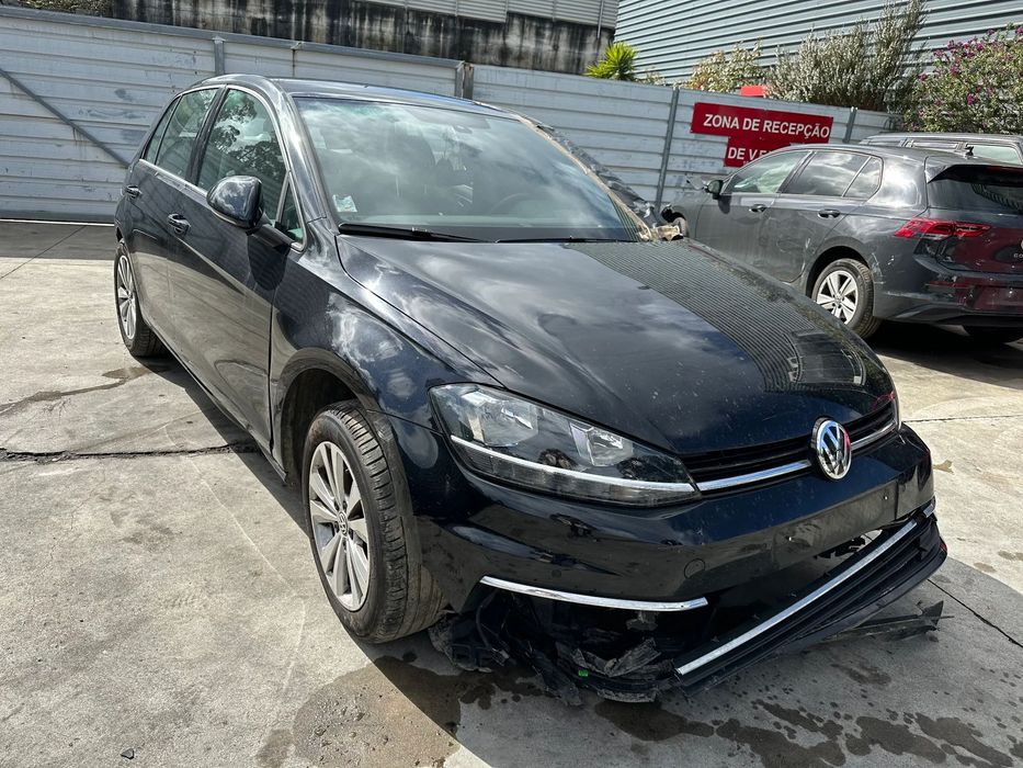 VW GOLF VII 1.6 TDI 115 CV DE 2019 (MOTOR DGT) PARA PEÇAS