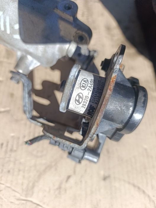 Колектор впускний 1.5 1.6 crdi D4FA D4FB Cerato Rio Ceed I30 Getz Acce