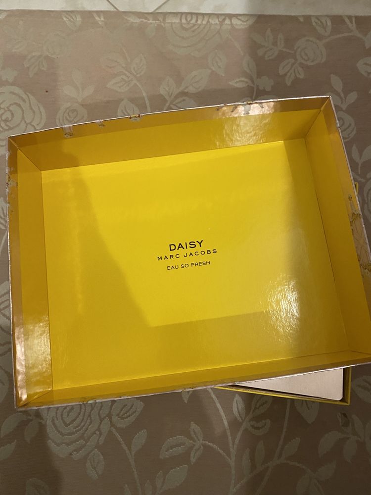 Nowe perfumy zestaw Marc Jacobs Daisy eay so fresh