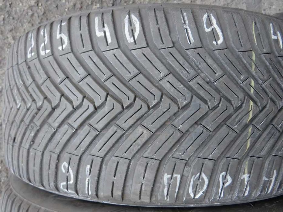 225/40 R19 93Y Continental AllSeasonContact M+S 2 штуки 2021рік