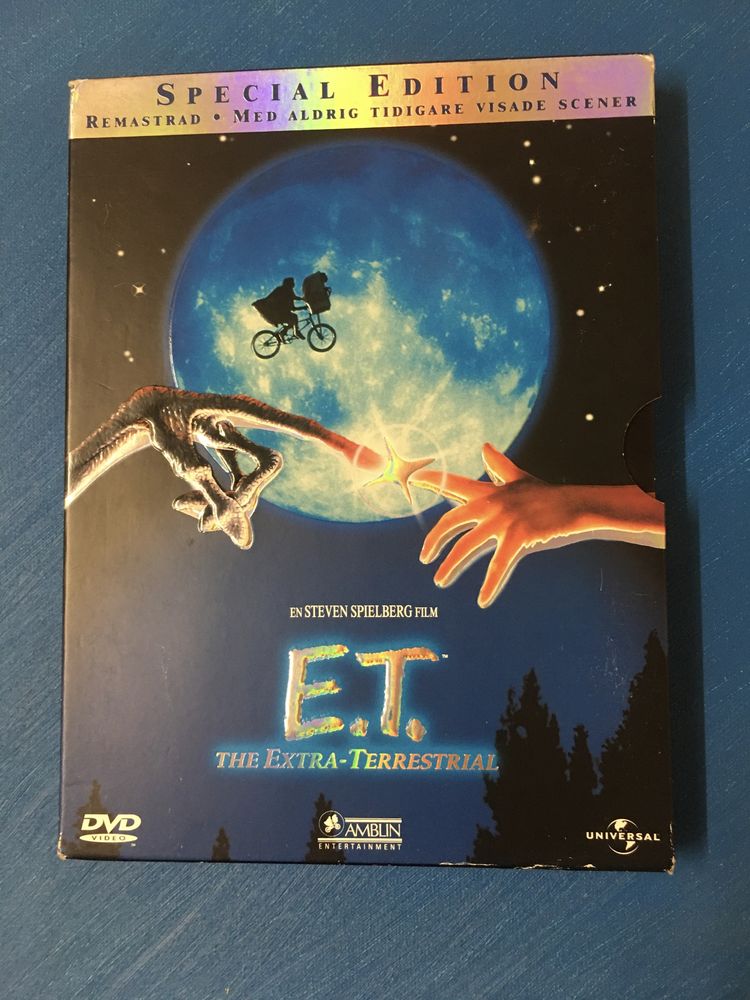 DVD з фільмом E.T колекційне видання