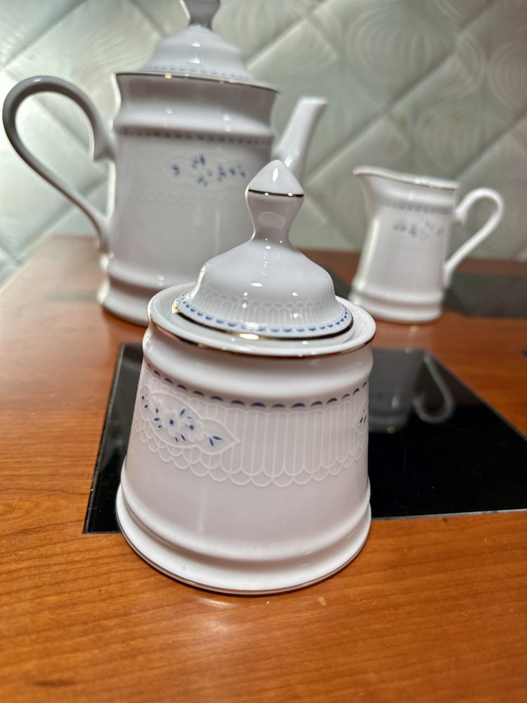 Conjunto / serviço de 27 peças de chá/café. NOVO