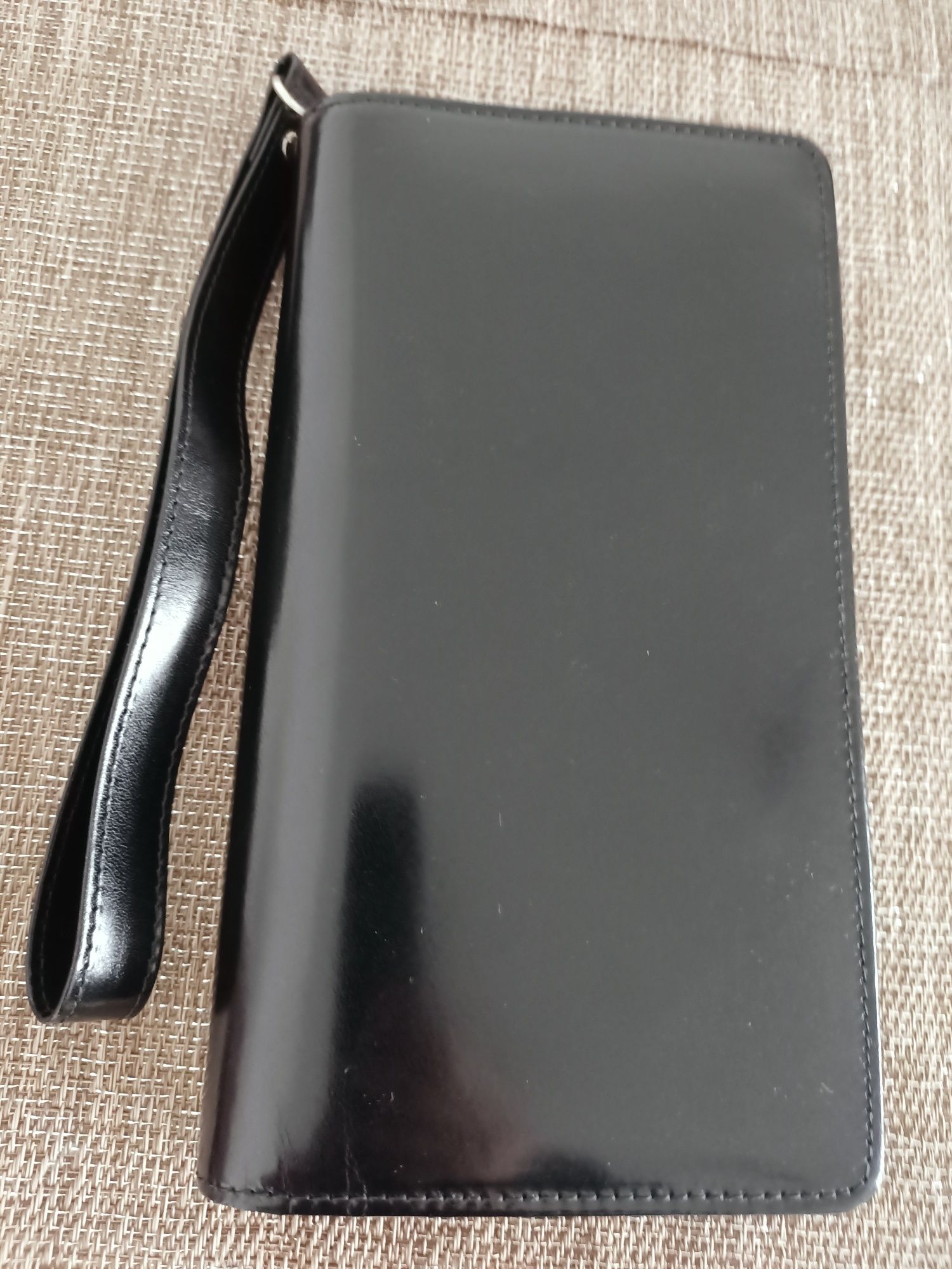Czarny duży portfel lub organizer 23x13x3 cm