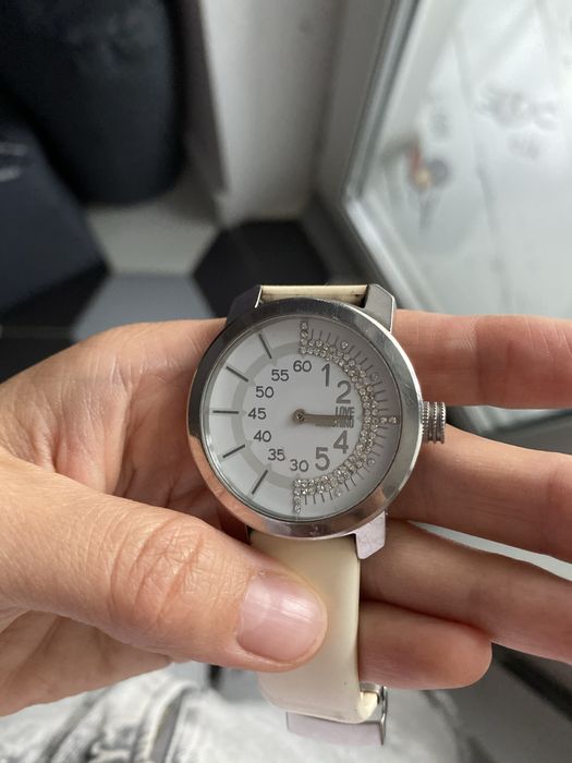 Годинник жіночий LOVE MOSCHINO