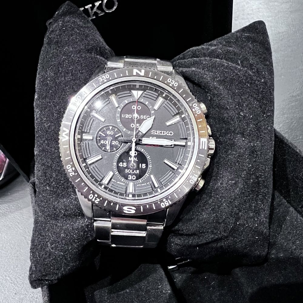 Relógio Seiko Prospex Chronograph 200M Quartz - completo