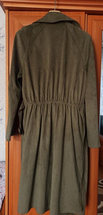 Тренч Zara кольору хакі