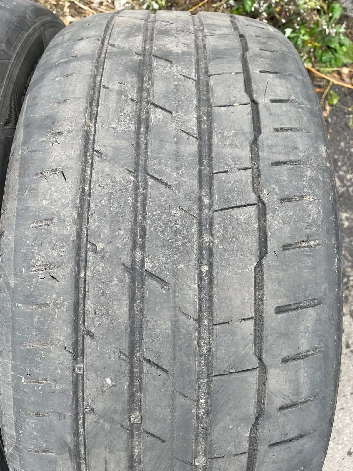 Шини Hankook 255/55R18