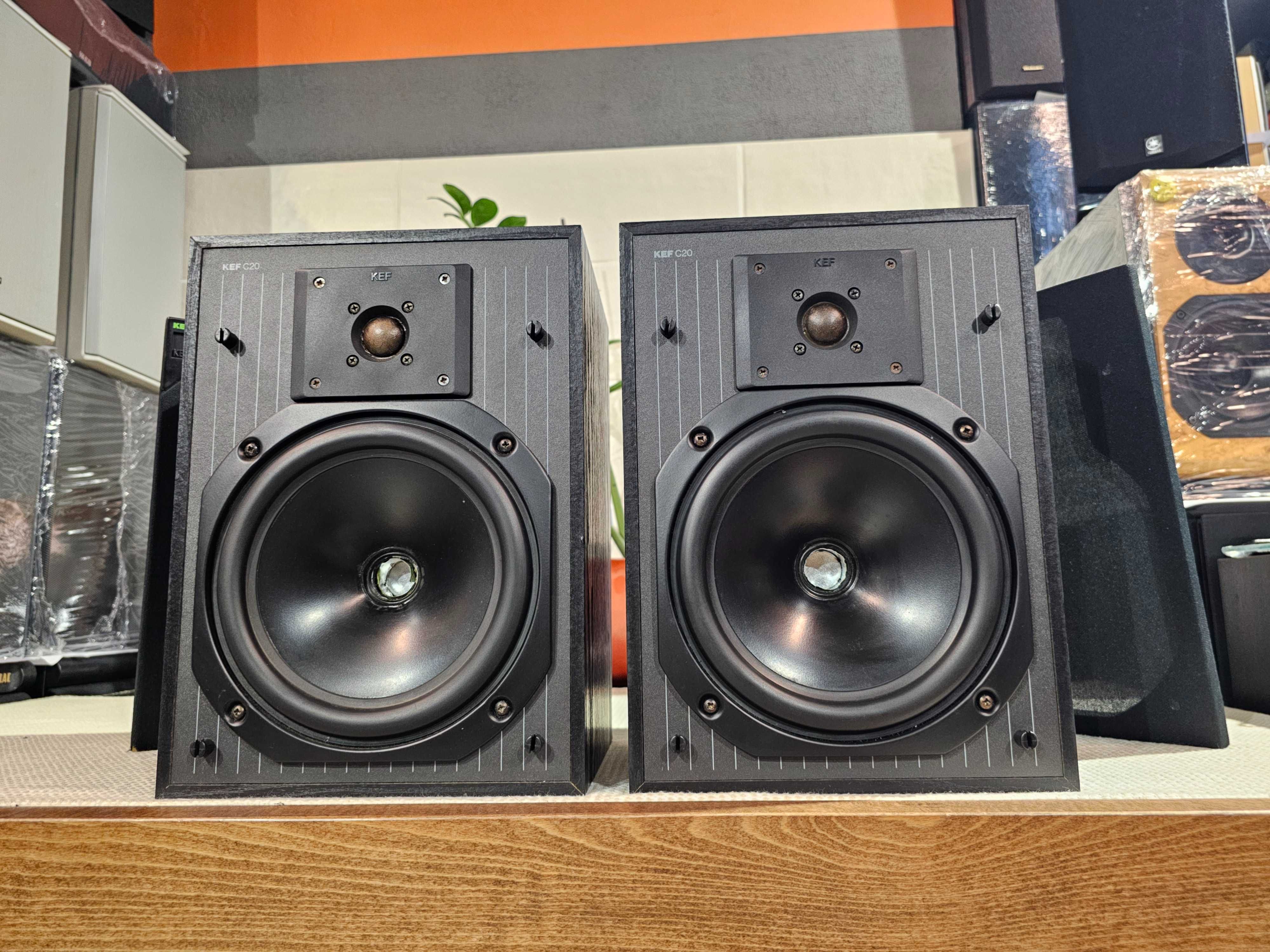 Англійська акустика KEF C20 Дефект!
