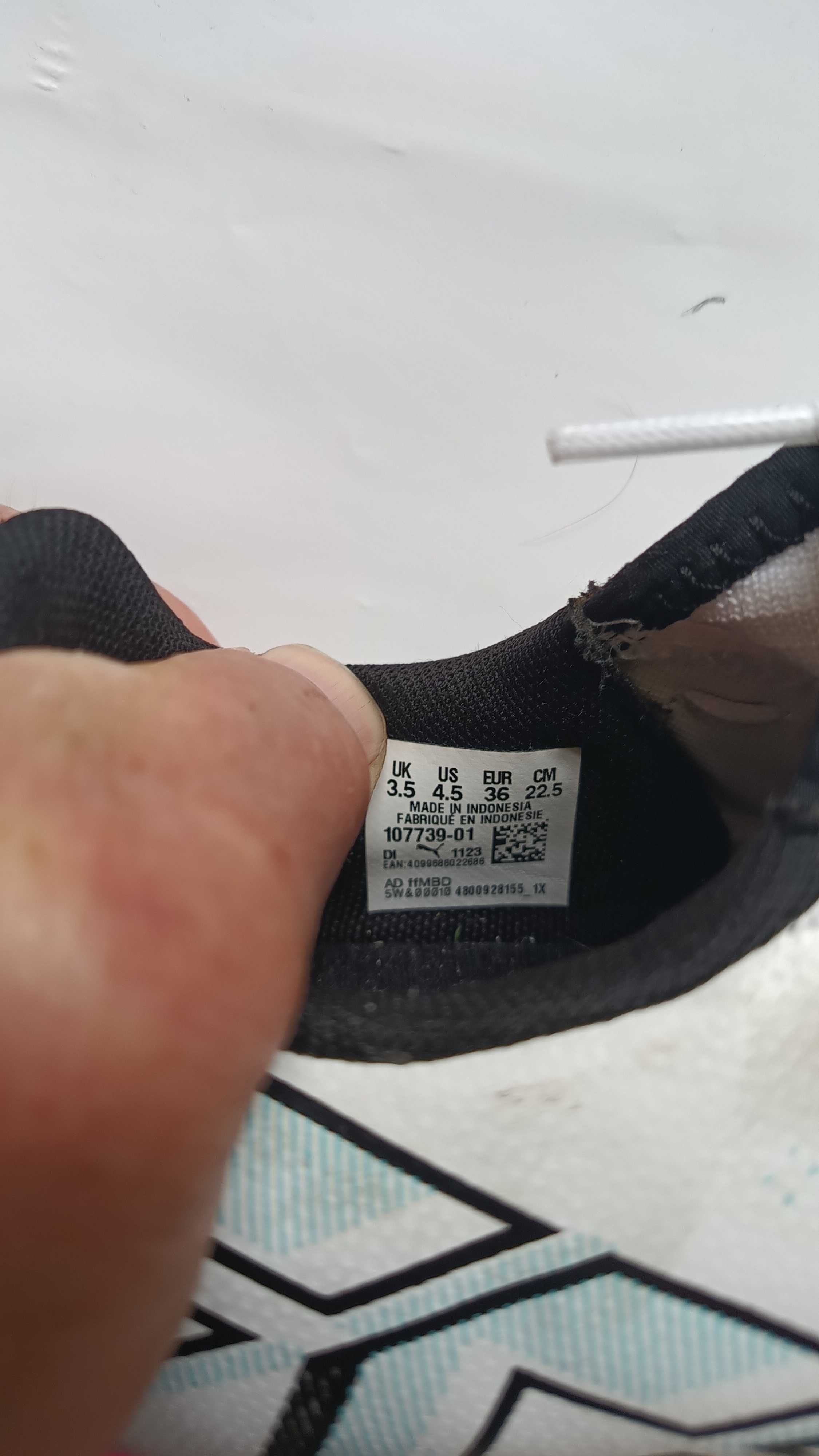 Buty piłkarskie halówki Nike 36