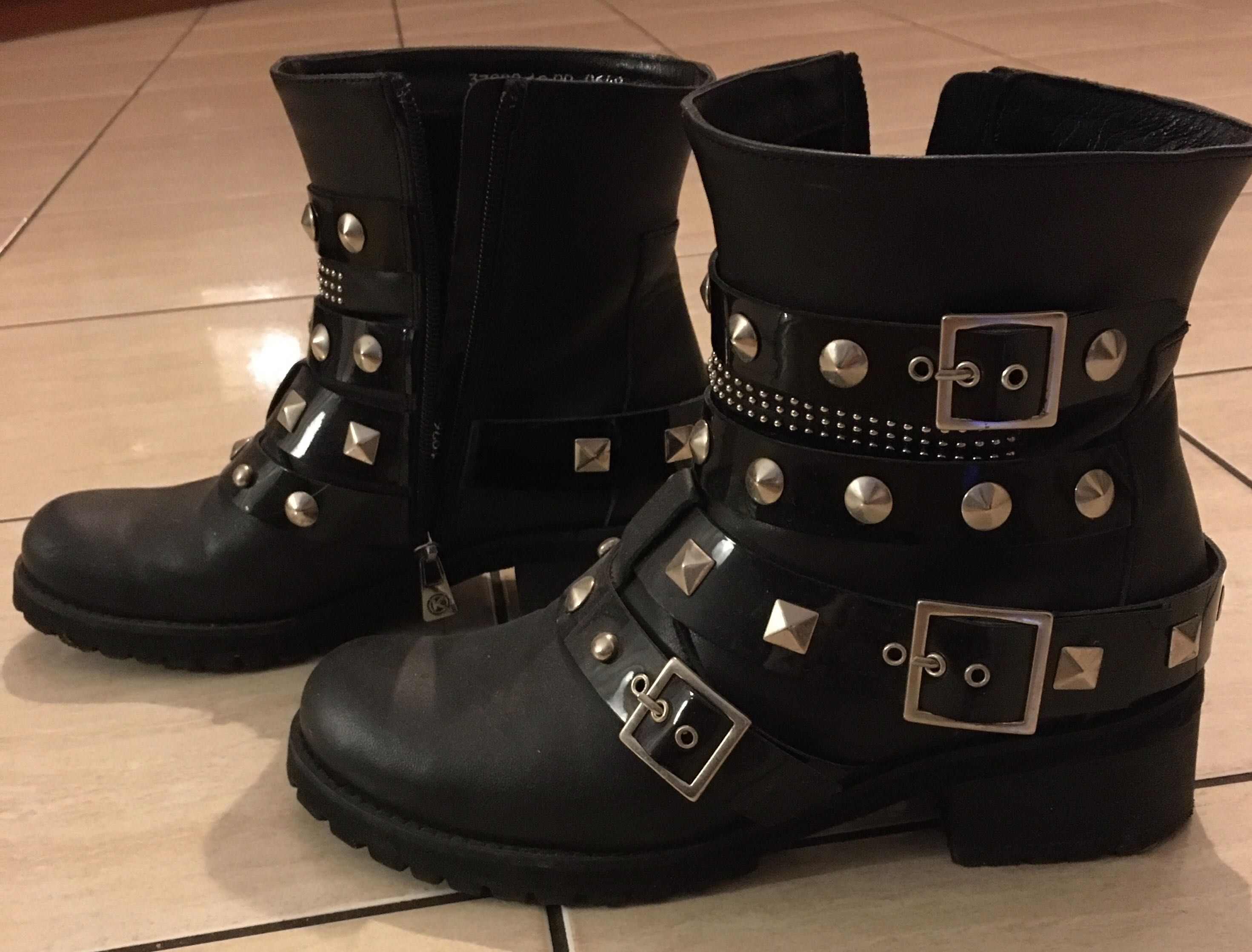Buty militarne firmy KAZAR
