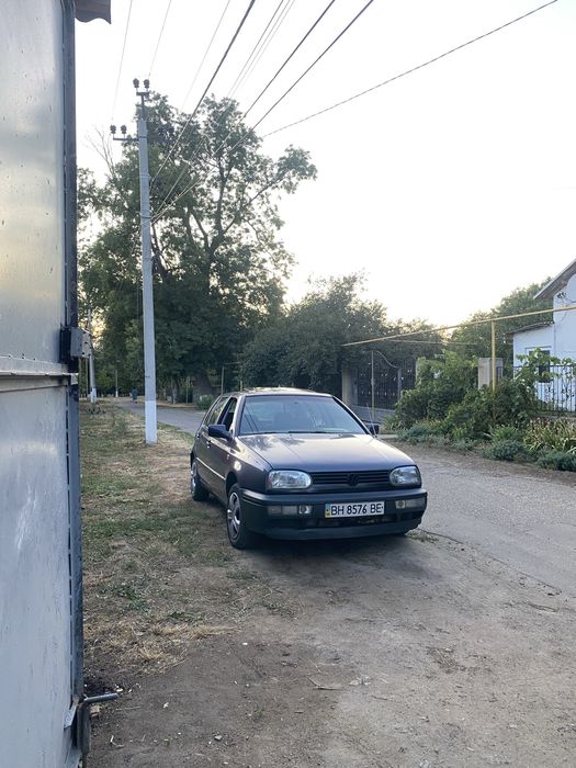 Продам гольф 3 1.8