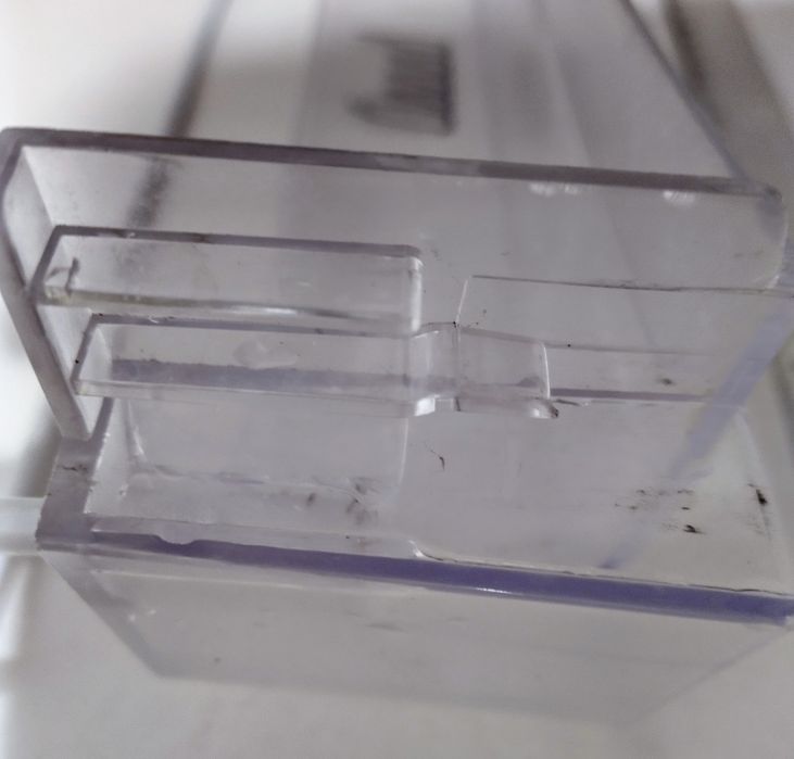 Półka dolna na drzwi lodówki Zanussi